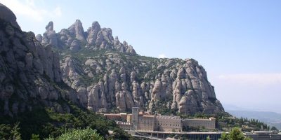 Bodegas y Montserrat